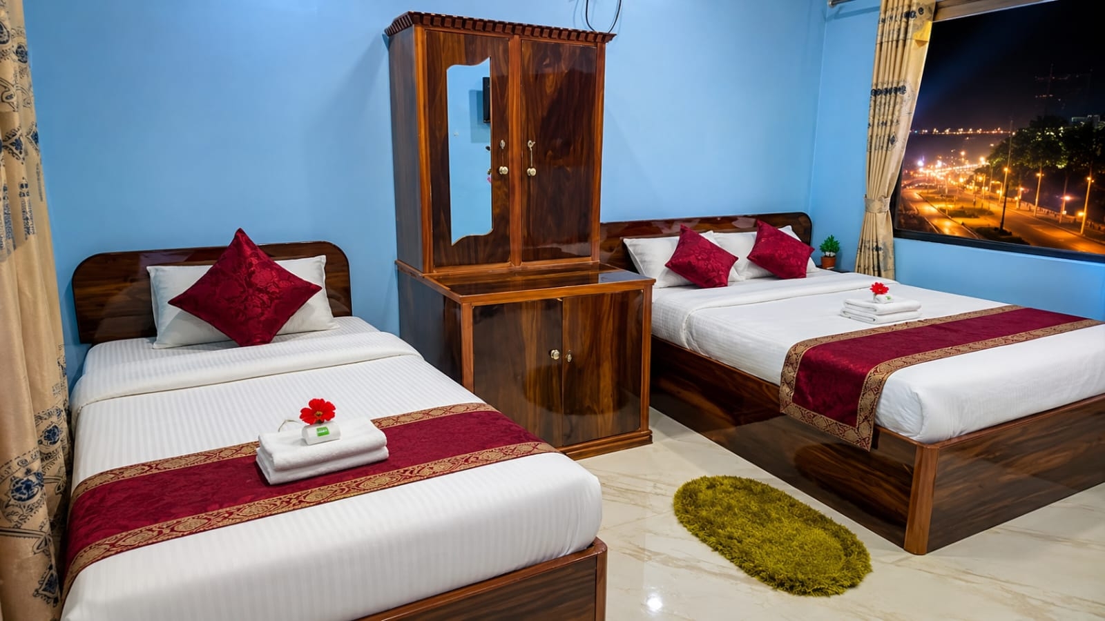 Deluxe room double bed cottage room